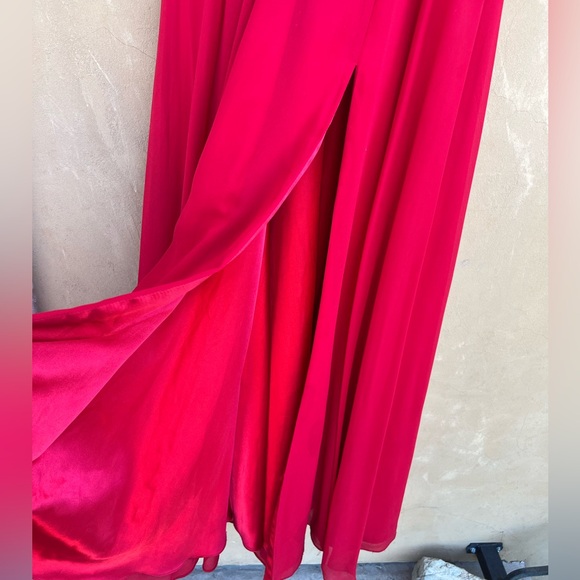 GB Social Deep V-Neck Applique Bodice Red Ballgown - Picture 14 of 17